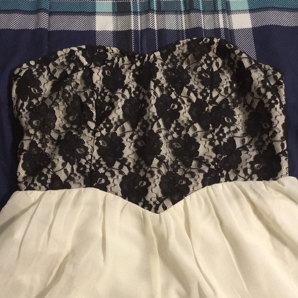 Dress - Picture 2 of 3
